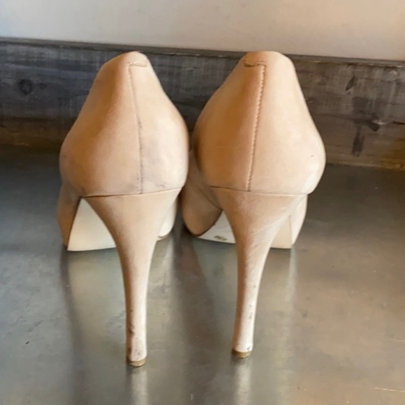 Gianni Bini Nude pump heels - Picture 3 of 8